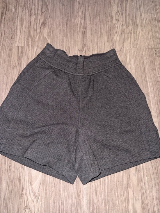 lululemon athletica Pants - lululemon athletica High-Waist Charcoal Knit Shorts